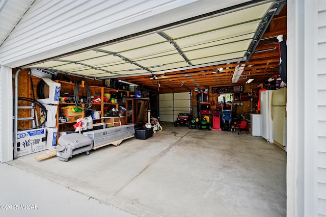 2636 Debbie Dr, Elida, OH 45807 - garage with freestanding refrigerator