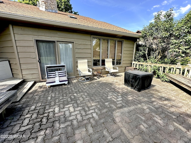 2969 Sands Rd, Lima, OH 45805 - view of patio / terrace