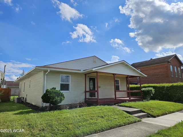 207 E Pearl St, Wapakoneta, OH 45895 - photo 2