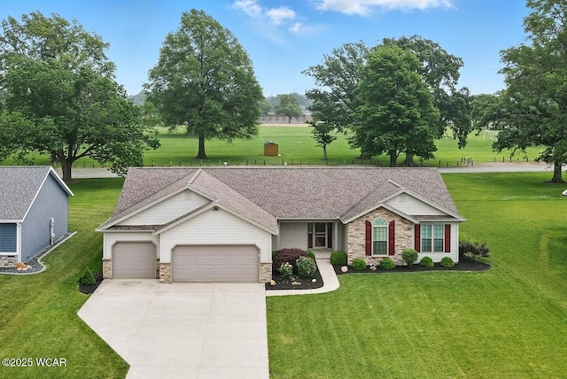 2564 Autumn Ridge Dr, Lima, OH 45804 - photo 1