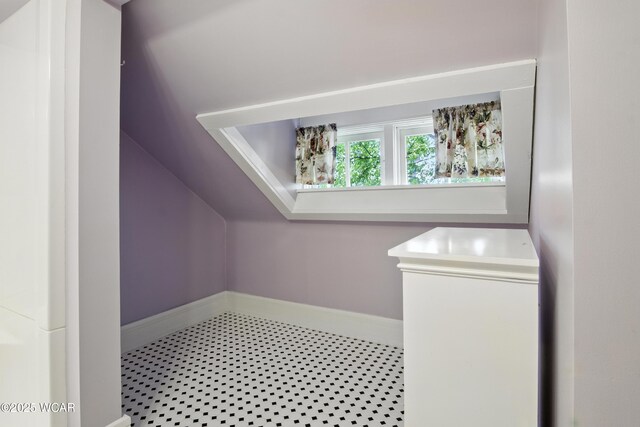 302 N Market St, Van Wert, OH 45891 - bonus room featuring baseboards