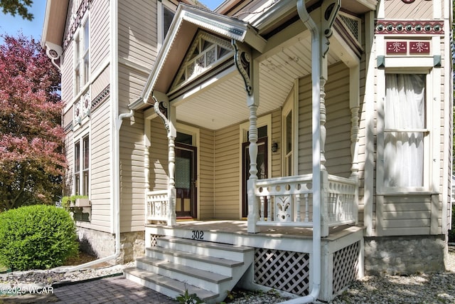 302 N Market St, Van Wert, OH 45891 - entrance to property with covered porch