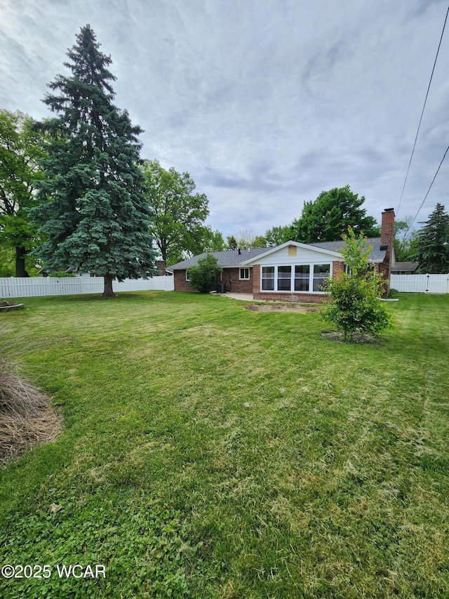 2028 Greendale Ave, Findlay, OH 45840 - view of yard