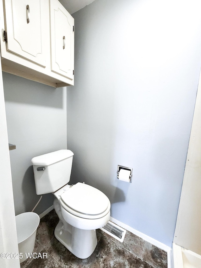 2028 Greendale Ave, Findlay, OH 45840 - bathroom with baseboards and toilet