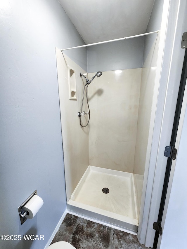 2028 Greendale Ave, Findlay, OH 45840 - full bath featuring walk in shower, baseboards, and toilet