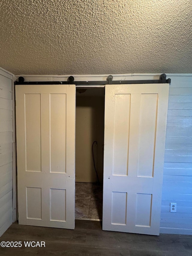 512 W N St, Kenton, OH 43326 - view of closet