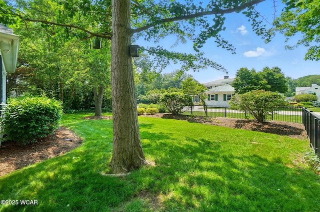 2297 June Dr, Lima, OH 45805 - view of yard