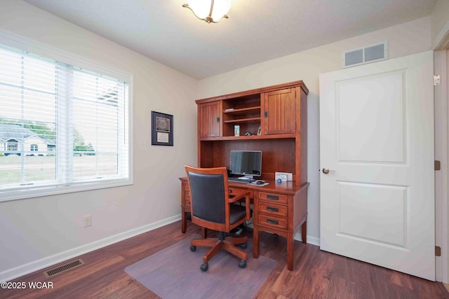 17210 State Route 694, Ottawa, OH 45875 - office area featuring wood finished floors and baseboards