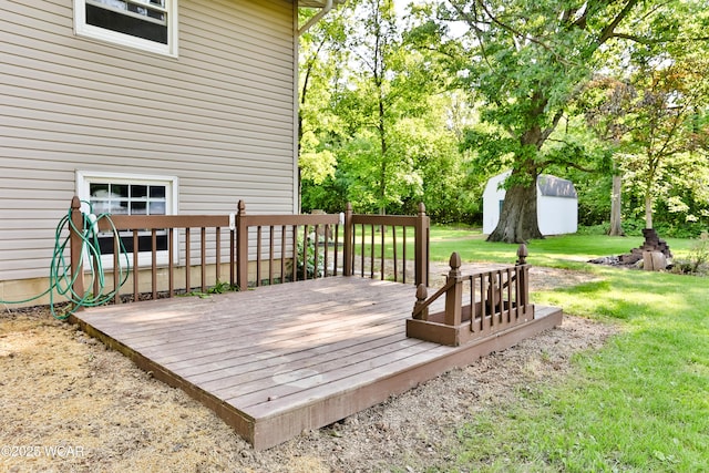4940 Stewart Rd, Lima, OH 45801 - wooden terrace featuring a yard
