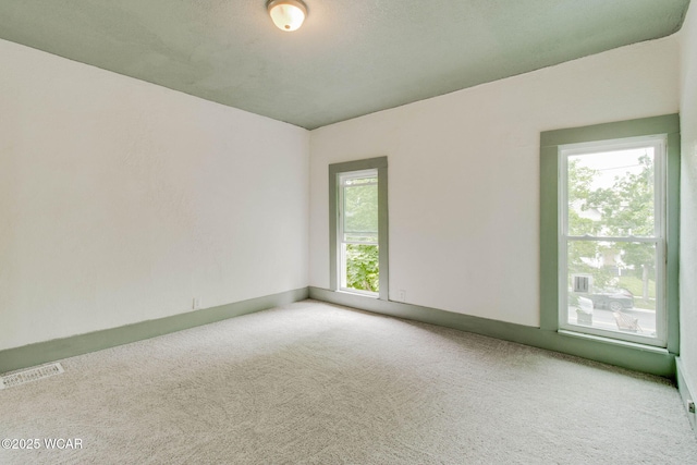 1157 W High St, Lima, OH 45805 - spare room with carpet flooring