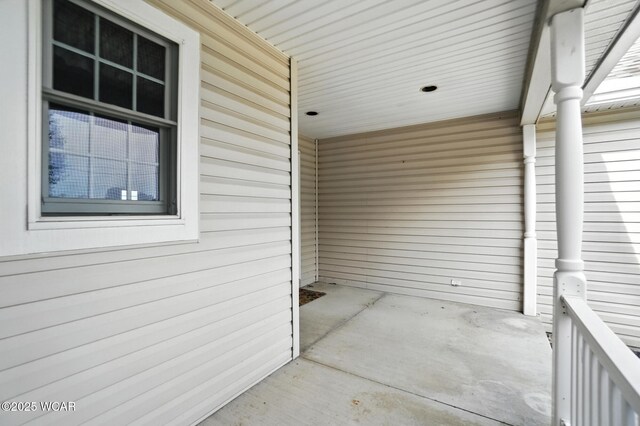 6054 Reservoir Rd, Lima, OH 45801 - photo 5