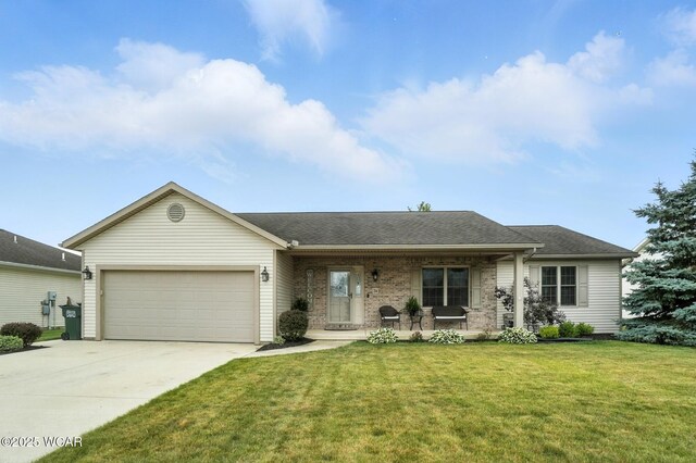 24 Kyle Dr, Wapakoneta, OH 45895 - photo 1