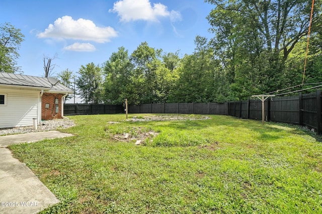 2170 E Hanthorn Rd, Lima, OH 45804 - view of fenced backyard