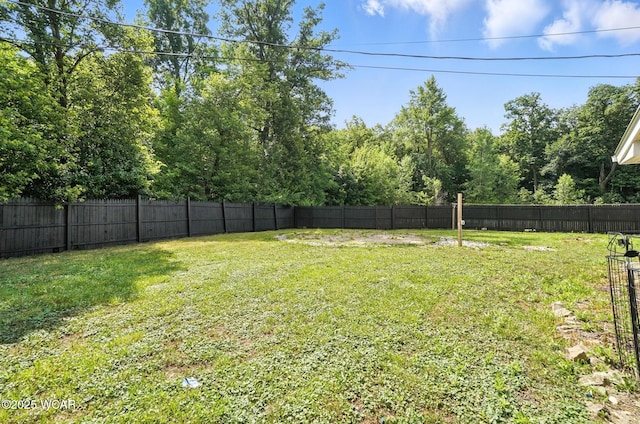 2170 E Hanthorn Rd, Lima, OH 45804 - view of yard