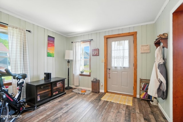 409 S Race St, Van Wert, OH 45891 - foyer featuring crown molding and wood finished floors