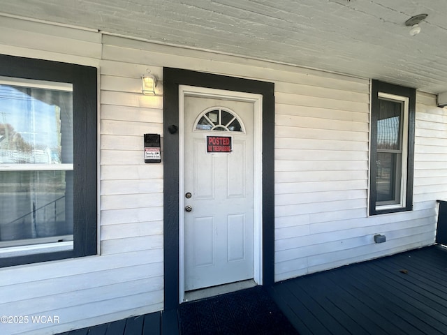 318 E E Vine St, Lima, OH 45804 - entrance to property with covered porch