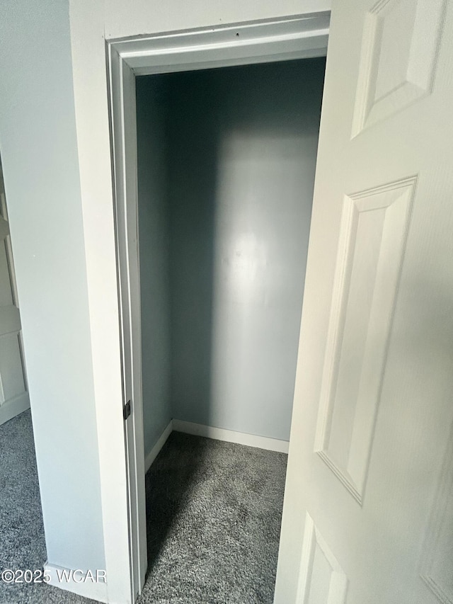 318 E E Vine St, Lima, OH 45804 - view of closet
