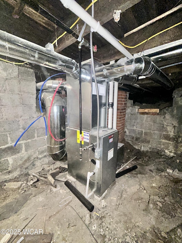 318 E E Vine St, Lima, OH 45804 - unfinished below grade area with heating unit