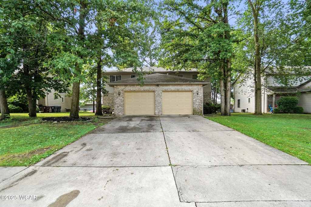 3051-3053 Elijah Pkwy, Lima, OH 45805 - photo 1