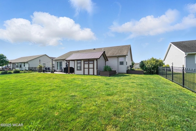13286 Arrowhead Dr, Findlay, OH 45840 - back of property with a fenced backyard and a shed
