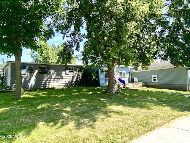 121 E Sugar St, Lafayette, OH 45854 - view of grassy yard
