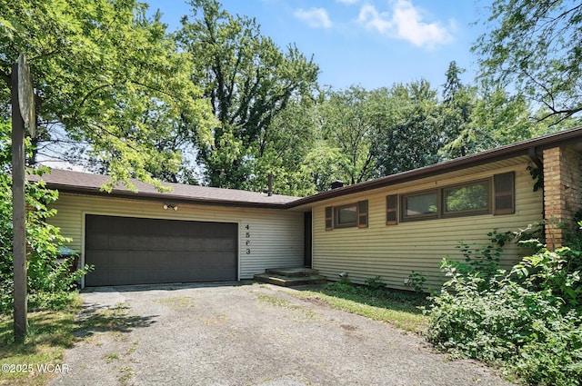 4563 Shawnee Rd, Lima, OH 45806 - photo 1