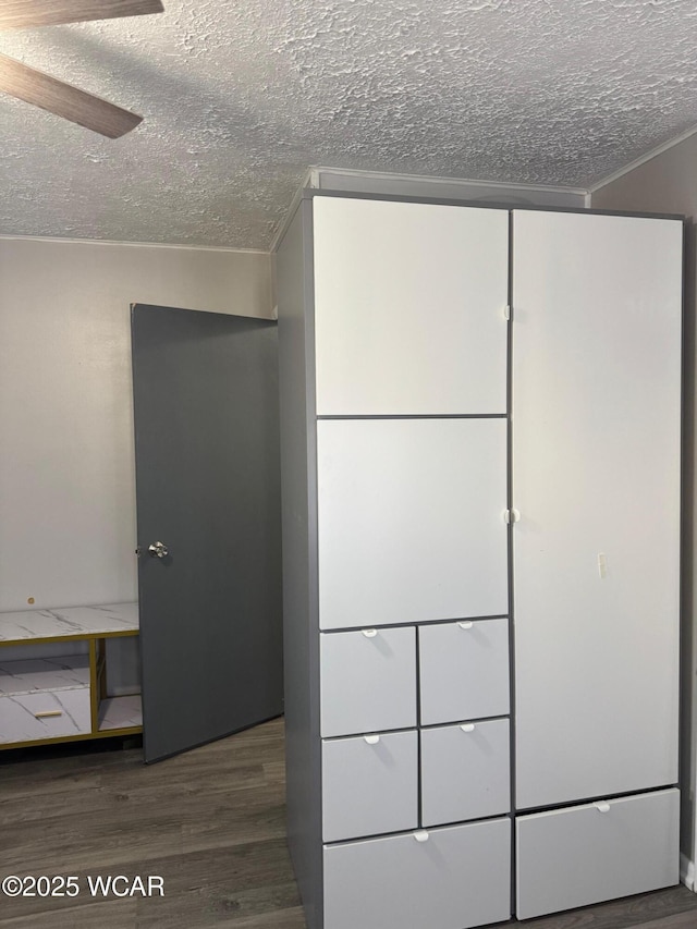 110 Heisel St, Kenton, OH 43326 - view of closet