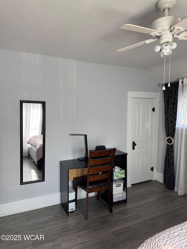110 Heisel St, Kenton, OH 43326 - bedroom featuring wood finished floors, a desk, and ceiling fan