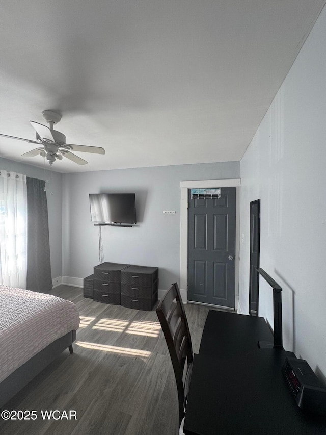 110 Heisel St, Kenton, OH 43326 - bedroom featuring wood finished floors and ceiling fan