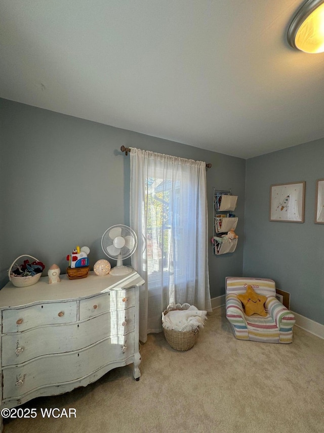 119 E N St, Kenton, OH 43326 - carpeted bedroom featuring baseboards