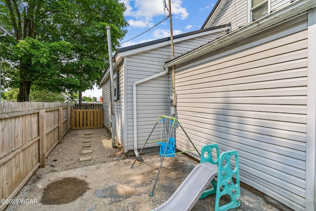 408 Vine St, Kenton, OH 43326 - fenced backyard featuring a patio