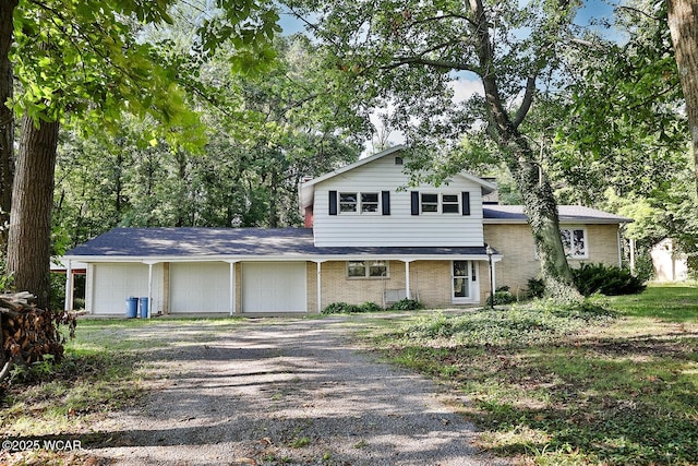 5600 E Hanthorn Rd, Lima, OH 45806 - photo 1