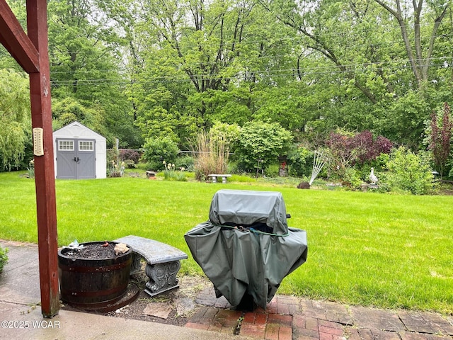 1440 Southwood Dr, Lima, OH 45805 - view of green lawn
