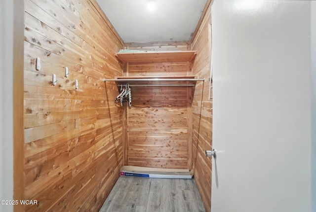 2911 Lakewood Ave, Lima, OH 45805 - view of closet