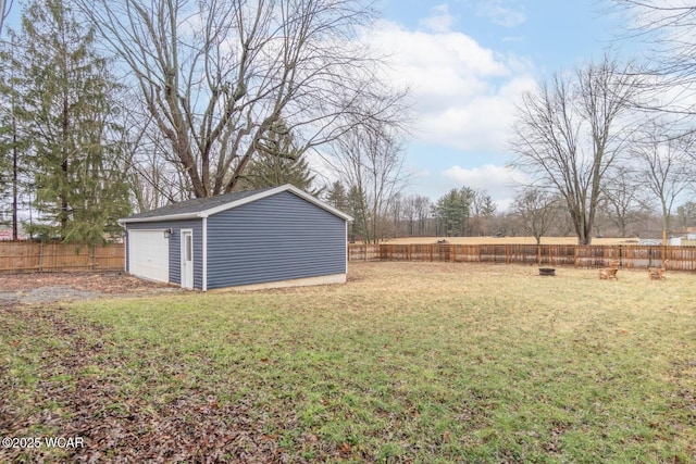 1758 W Hume Rd, Lima, OH 45806 - view of yard featuring a garage and an outdoor structure