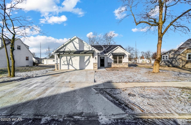 view of front of house with a garage