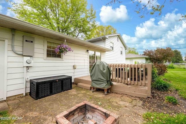 2440 E Bluelick Rd, Lima, OH 45801 - view of patio with a wooden deck