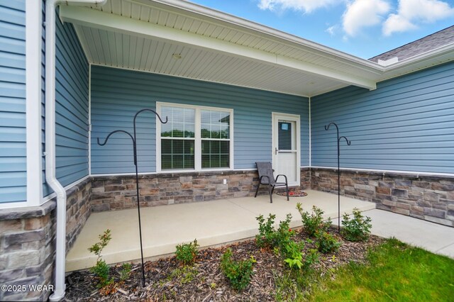 3467 Weldon Dr, Lima, OH 45806 - view of covered porch