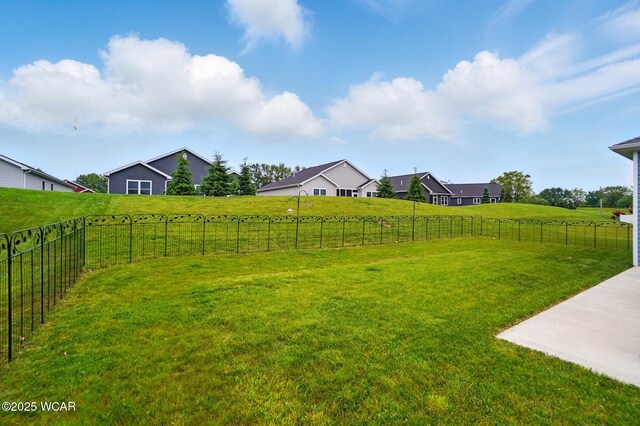 3467 Weldon Dr, Lima, OH 45806 - view of yard