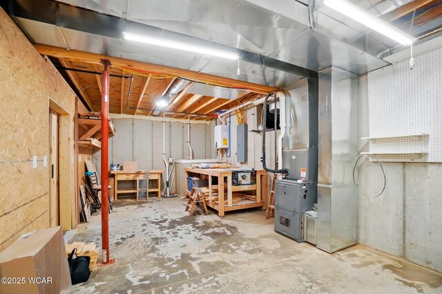 3467 Weldon Dr, Lima, OH 45806 - unfinished basement featuring a workshop area and electric panel