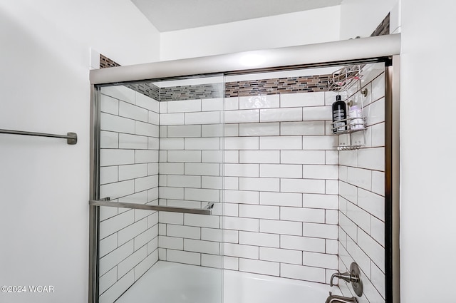 full bathroom featuring enclosed tub / shower combo