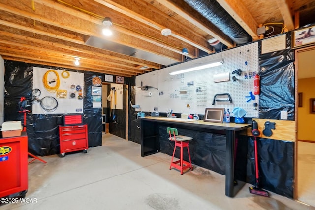 4042 Bur Oak Trl, Lima, OH 45807 - unfinished below grade area featuring a workshop area