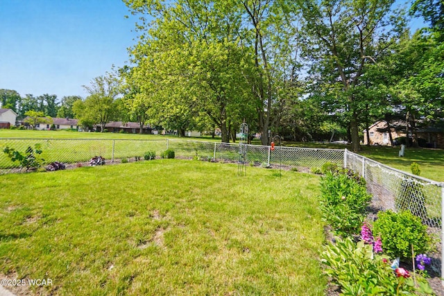 2101 Kimberly Dr, Lima, OH 45805 - view of yard