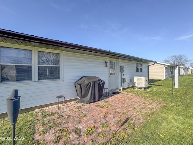 617 Jackson St, Jackson Center, OH 45334