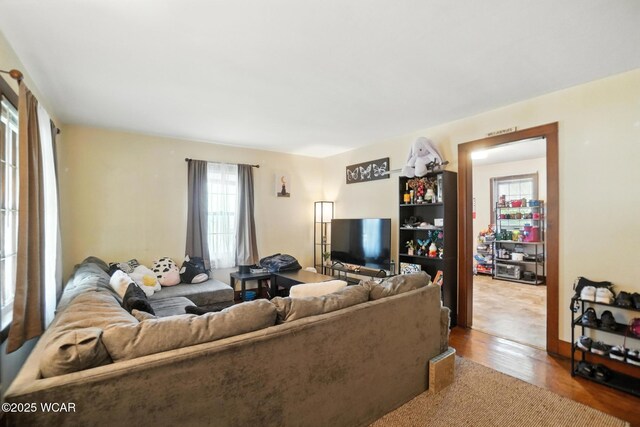 408 S Chestnut St, Van Wert, OH 45891 - photo 7