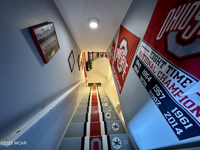 305 Fenway Dr, Lima, OH 45804 - view of hallway