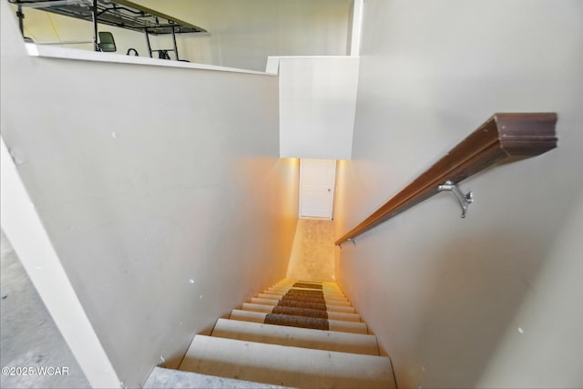 4441 Indian Hill Dr, Lima, OH 45806 - view of stairway