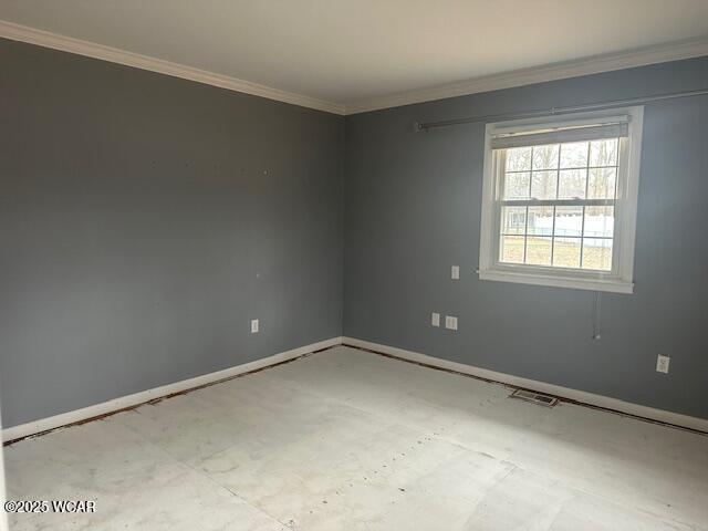 empty room with crown molding