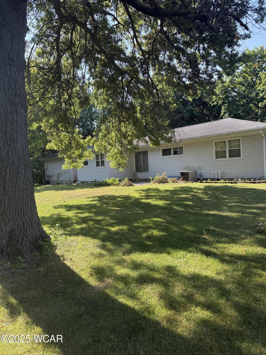 132 Waddle St, Findlay, OH 45840 - photo 3