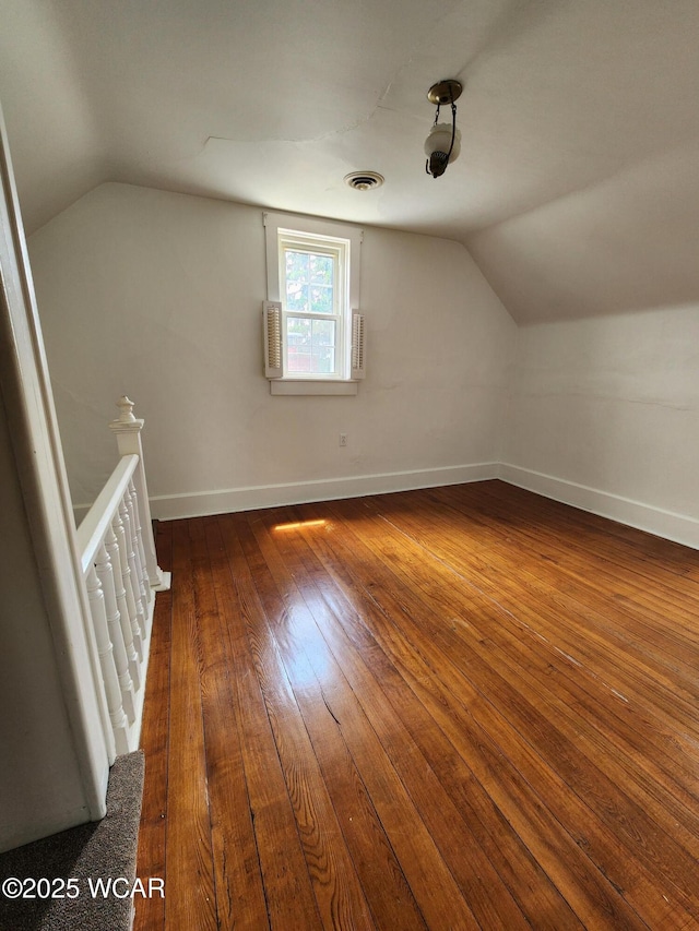 11205 Rd Z, Columbus Grove, OH 45830 - bonus room featuring vaulted ceiling and hardwood / wood-style floors